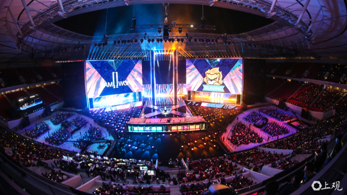 通过他的表 通过他的表