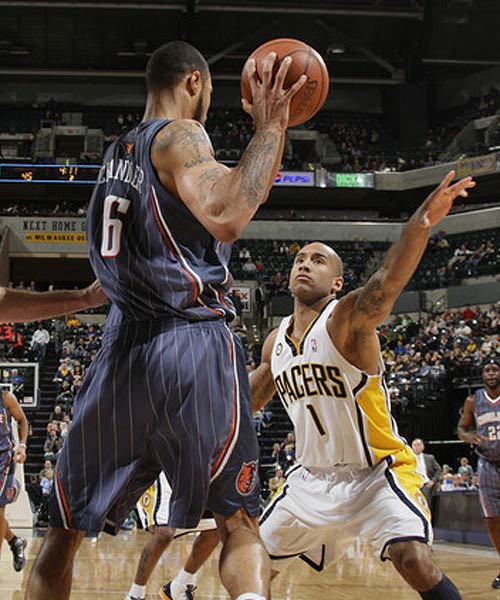 还通过中场 还通过中场